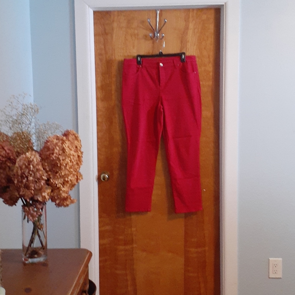 Chicos So Slimming Girlfriend Ankle Pant Size 2/12
